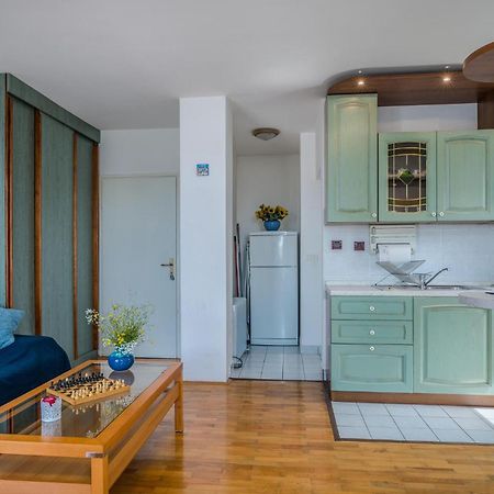 Amazing Apartment In Krk With Kitchen Krk Town Bagian luar foto